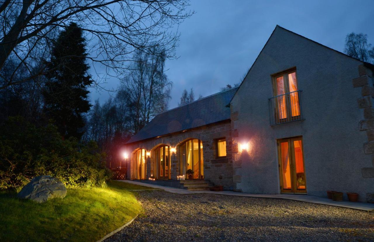 Tigh Na Bruaich Bed & Breakfast Kingussie Bagian luar foto