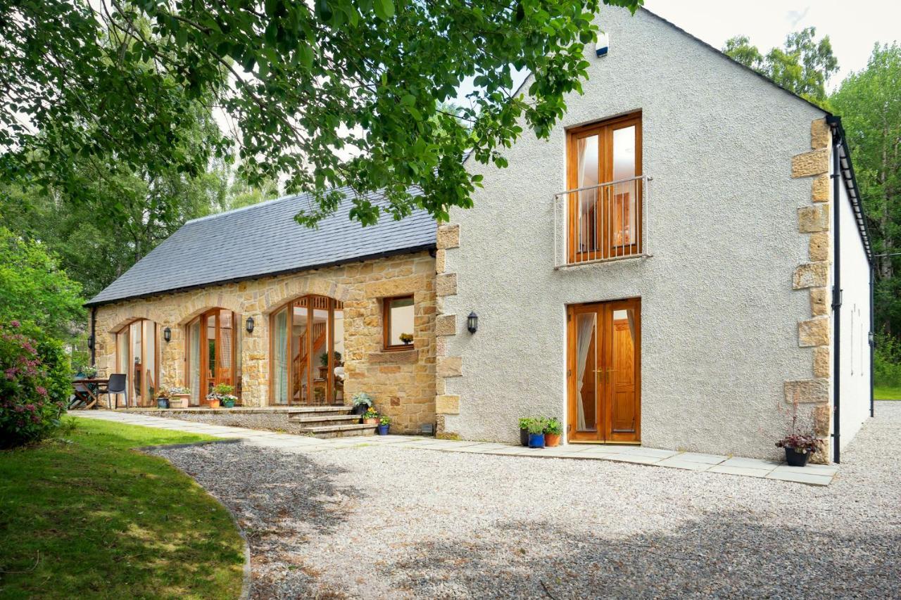 Tigh Na Bruaich Bed & Breakfast Kingussie Bagian luar foto