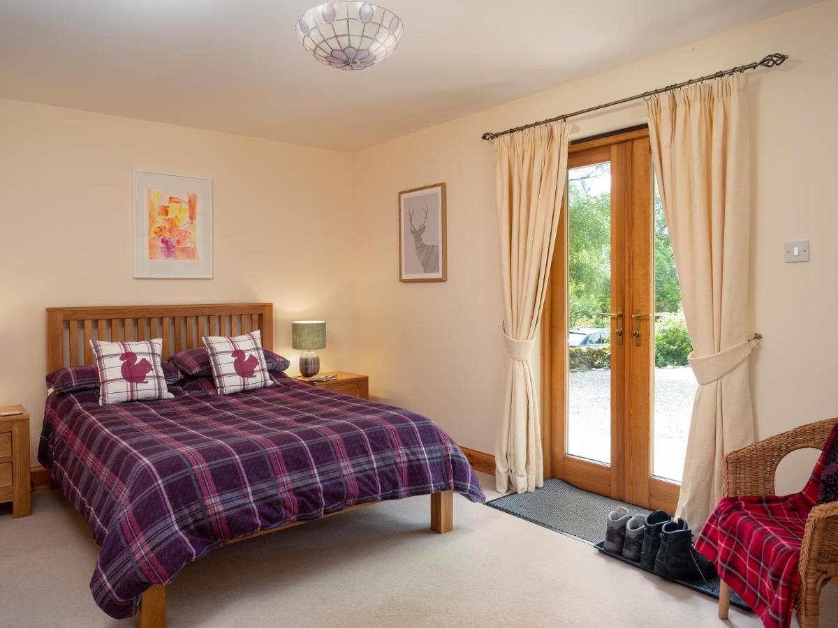 Tigh Na Bruaich Bed & Breakfast Kingussie Bagian luar foto